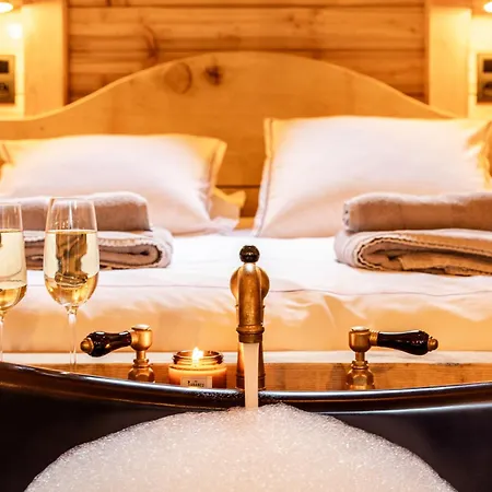 Aparthotel Les De Rensiwez 4*