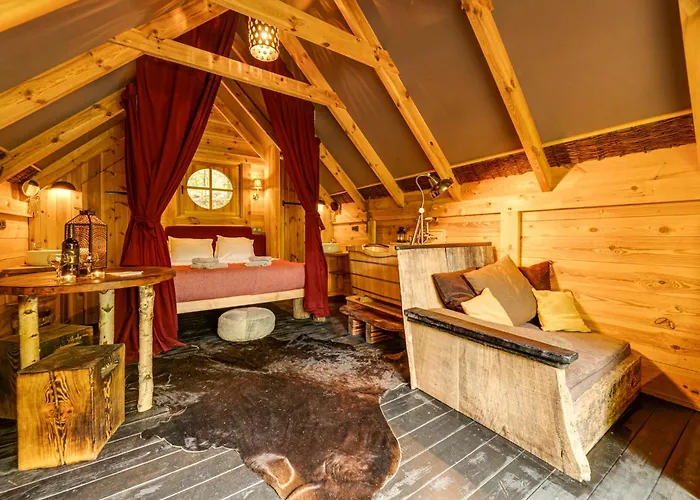 Les De Rensiwez Appart hôtel 4*