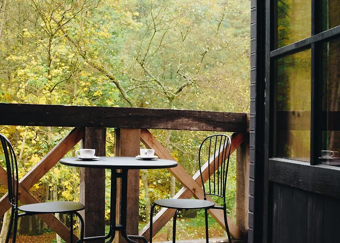 Les De Rensiwez 4* Mabompre